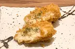 カニクリームコロッケ 1個(醤屋万吉のうどん)