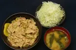 すた丼腹8分目+サラダ+味噌汁セット（伝説のすた丼屋 名古屋栄店）