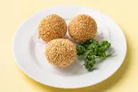 胡麻団子3個(ジンホア 恵比寿店)