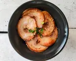 炙りチャーシュー丼(東京冷麺Lab.都立大学駅前店)