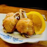 手羽の塩唐揚げ（古ハグラ酒場モノンクル）