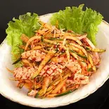 イカ炒め(炒鱿鱼)（釜山本家）
