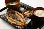 トロニシン定食（しんぱち食堂 蒲田店）