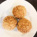 ゴマ団子(天鴻餃子房 新川店)