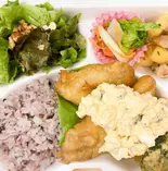 白身魚とブロッコリーの フリット弁当(タルタル添え)(キッチンリベルテ)