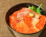 漬けサーモン・はまち丼 いくらのっけ（海鮮丼 近衛 Powered by 杉玉 新秋津）