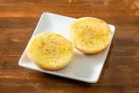 白トリュフバタートースト（PASTAVOLA 田町本店）