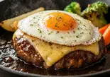 目玉のせチーズハンバーグ 150g（ののや）