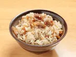 自家製地鶏のまぜごはん (約300g) Jidori Chicken Mixed Rice（手づくりおむすび すがもと）