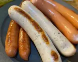 ソーセージ3種盛り合わせミニパン付き（SeehofCafe）