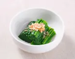 ほうれん草のお浸しSpinach ohitashi（【おにぎりと豚汁】明治屋～白楽店～）
