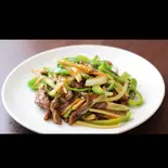 牛肉とピーマンの炒め（福源）