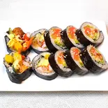 チキンサラダキンパ1人前 치킨샐러드김밥(HANCHAN市場)