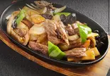 牛肉の黒胡椒炒め（マダムリン台北）