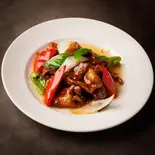 牛肉の黒胡椒炒め（中華料理 嘉園 お台場店）