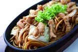 ホルモン焼きそば(居心伝天保山店)