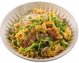豆苗と鶏卵の炒め（中華家庭料理・珍）