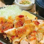 鶏もものチキンステーキ定食【ステーキソース】（【定食弁当】松竹亭 清水店）