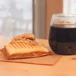 ホットサンド(ブルーべリークリームチーズ)(h.p. cafe)