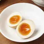 【人気No.3】味玉（二郎インスパイア系 まぜそば ちゅるる）