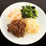ナムル盛り合わせ(配菜拼盘)（釜山本家）
