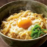 卵4個使った幸せになれる夢の玉子とじ丼【深夜】（旨い出汁！ “柚子胡椒を効かせた旨出汁うどん” “山椒の香りがたまらない 蕎麦屋のカレーうどん” “旨辛キムチうどん” 土佐堀 かすみ庵）