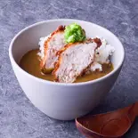 蕎麦屋のカツカレーライス(北新地そば蕎斬)