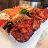 デリ詰め合わせ大(お肉メイン)（おにぎりと定食 うじさんち）