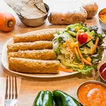 シシカバブ4P＆サラダ Shish Kebab (4 Pieces) ＆ Salad（インド料理レストランSURAJ西田辺店）