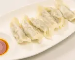 肉汁茹餃子6個(餃子ダレ付)(トクベツ。)