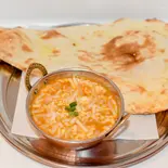 キーマチーズカレー / Keema Cheeses Curry(ナン/ライス付きセット)（ドワリカズ/DWARIKAS）