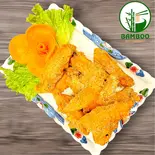 手羽先の塩唐揚げ Salted Fried Chicken Wings(BAMBOO RESTAURANT)