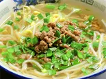 そぼろ肉スープ米粉麺/肉末汤粉（桂林米粉麺 米道）