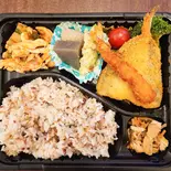 早乙女のアジフライ弁当お茶つき（おばんざいや早乙女 銀座本店）