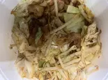 肉と野菜炒め丼 Meat ＆ Vegetable Stir-Fry Rice Bowl（博多ラーメン長浜や 中村橋店）