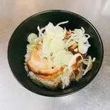 ミニチャーシュー丼(麺酒場ひかる)