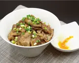 New【温玉】牛焼肉丼(冷麺屋 鶴虎 方南町店)