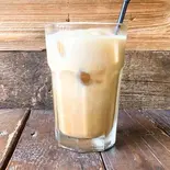 アイスホワイトモカ Iced White Mocha（BONDICAFE NAKAMEGURO(ボンダイカフェ ナカメグロ)）