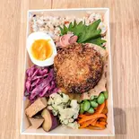メンチカツ 合い挽き肉と淡路の玉葱（halToa）