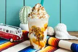アーモンドキャラメルソースホイップ(BIG サイズ)（超濃厚プレミアムバナナジュース専門店 BANANA MANIA）