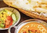 選べるカレー2種セット Choose from 2 types of curry（マナカマナレストラン）