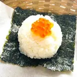 〇イクラ Salmon Roe（魚屋のおむすび丸徳）