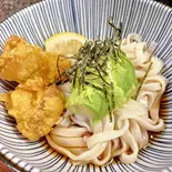 アボカド鶏天うどん(冷限定) 中（肉しょうがうどんTaiyo北新地店）