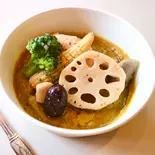 参鶏湯でつくったカレースープ（コリアンキッチンオン）