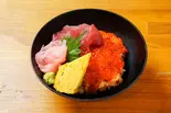 いくらと特製生本マグロ丼（海鮮丼屋 吉今 府中店）