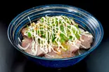 ネギマヨ炙りチャーシュー丼（東京油そば池永）