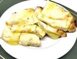 チーズナン/Cheese Naan(アジアンダイニングMEHMAN)