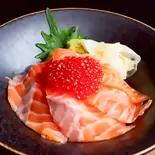 サーモンいくら丼（笠川水産）