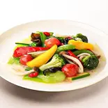 彩り野菜の塩味炒め Fried colorful Vegetables with salty taste（本格中華エクスプレス(旧上海エクスプレス駒沢店)）