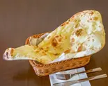 プレーンナン Plain Naan（インド・ネパール料理 Dilkhus）